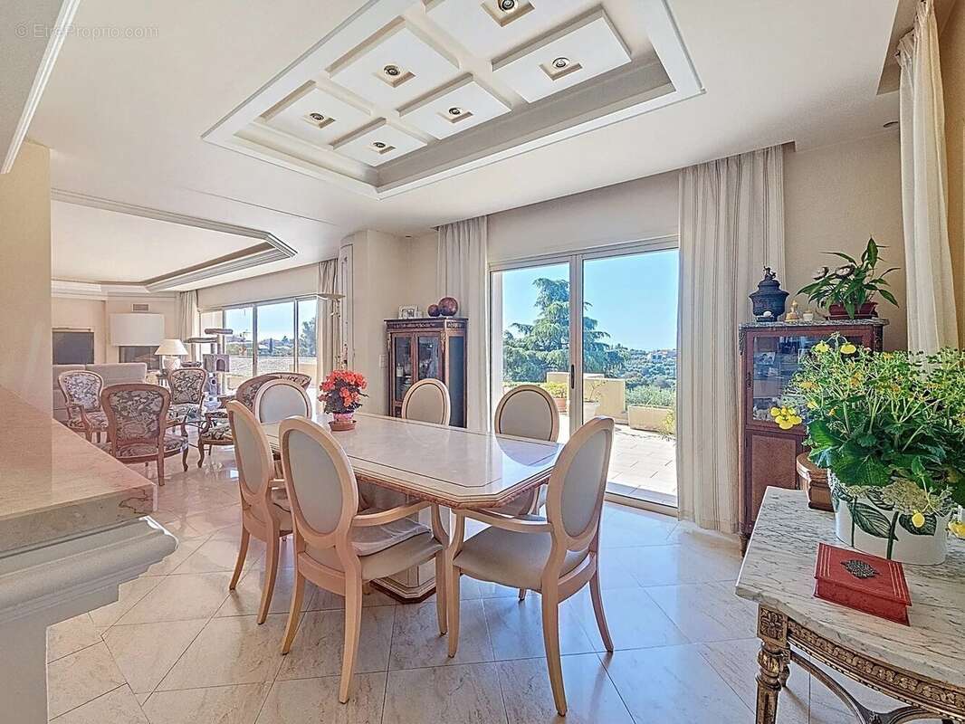 Maison à CAGNES-SUR-MER