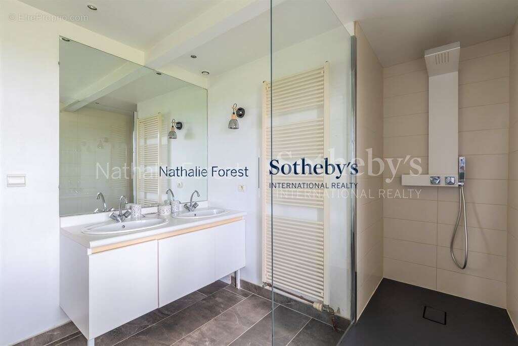 Maison à QUESNOY-SUR-DEULE