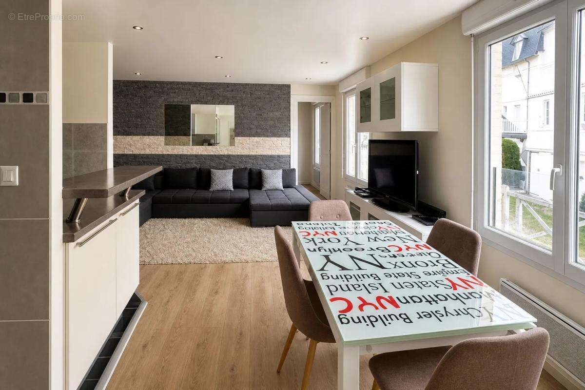 Appartement à TROUVILLE-SUR-MER