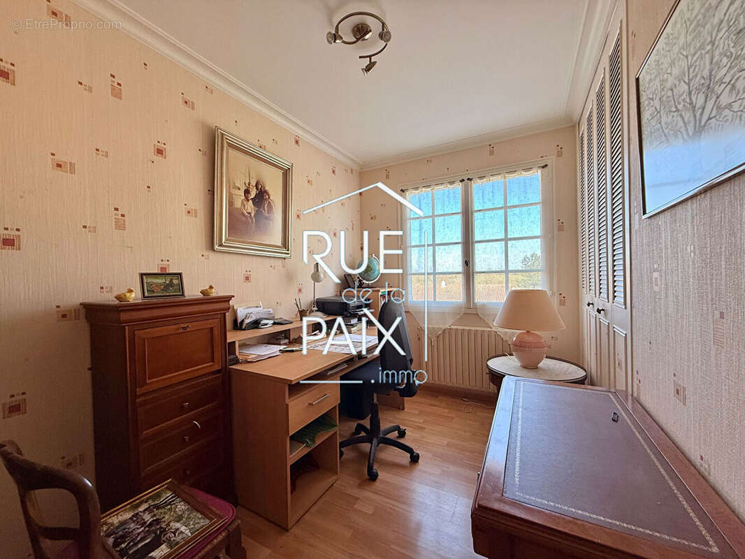 Maison à Bressuire - photo 10