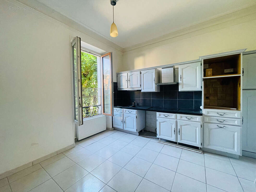 Appartement à AIX-LES-BAINS