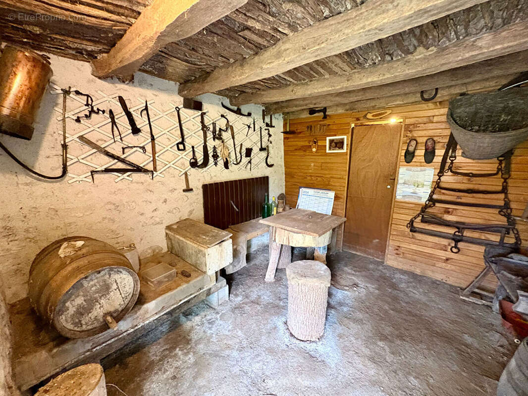 Charmante maison de caractère avec dépendances. - photo 16
