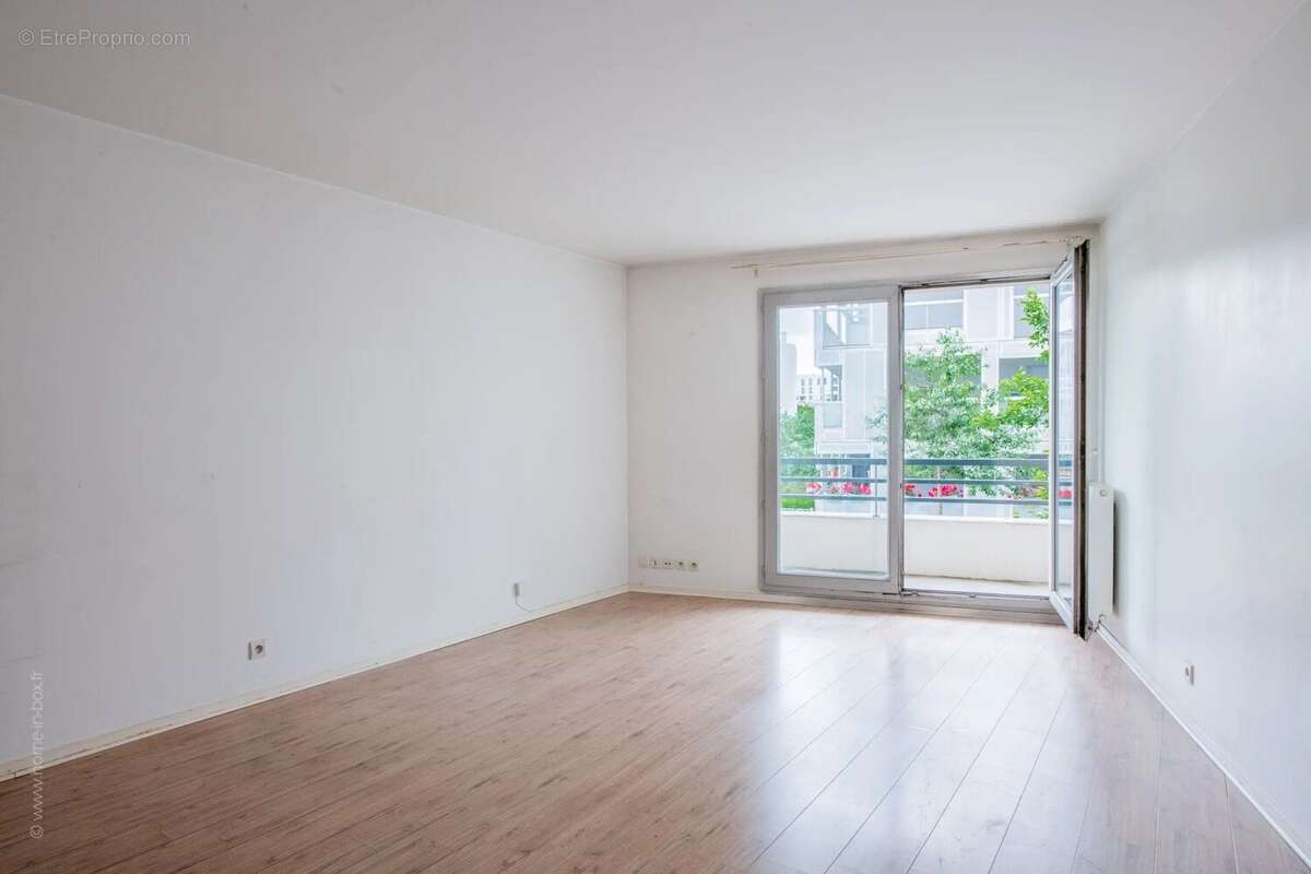 Appartement à COLOMBES