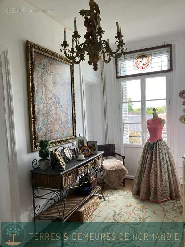 Maison à CORMEILLES