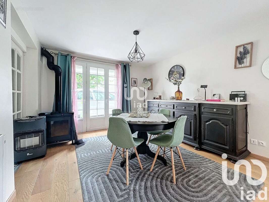 Photo 3 - Maison à BEAUCHAMP