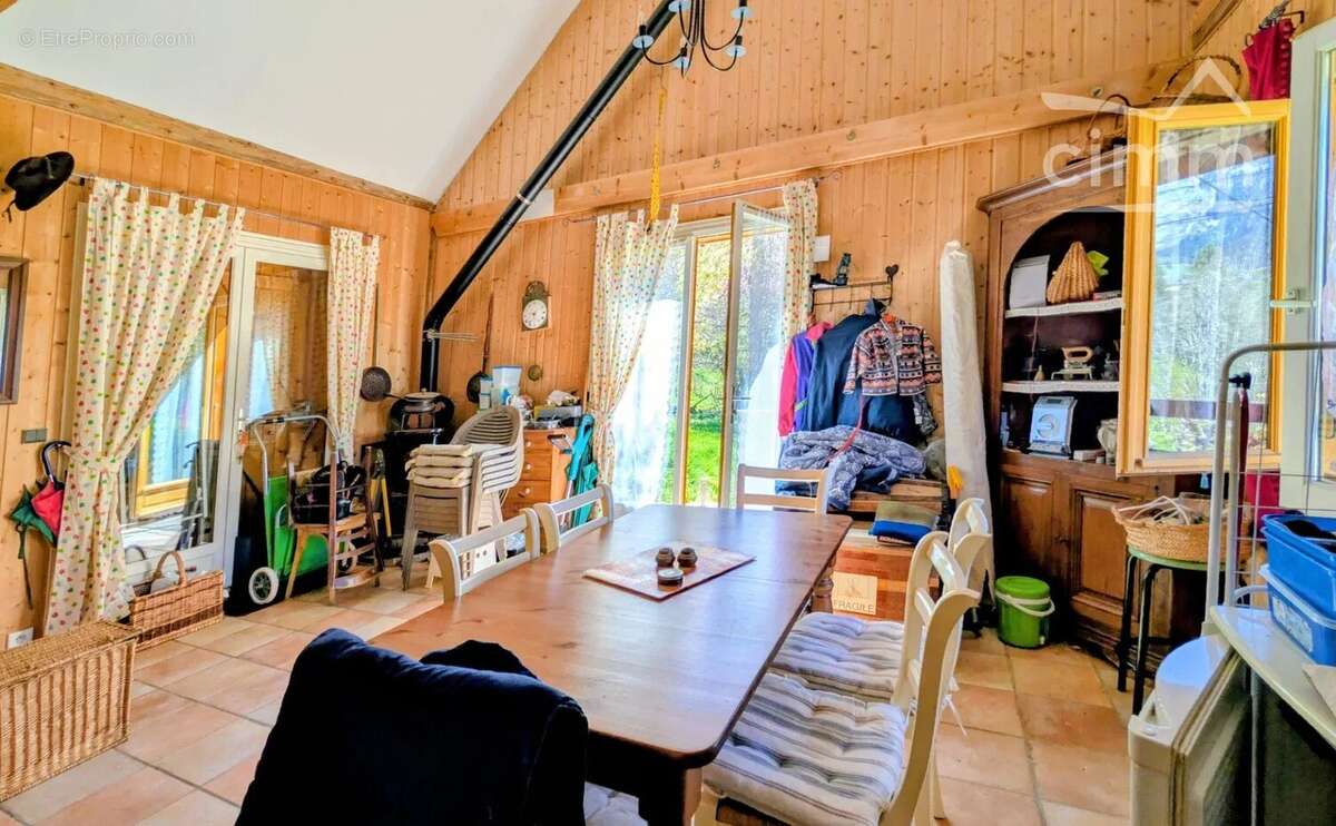 Maison à SAINT-PIERRE-DE-CHARTREUSE