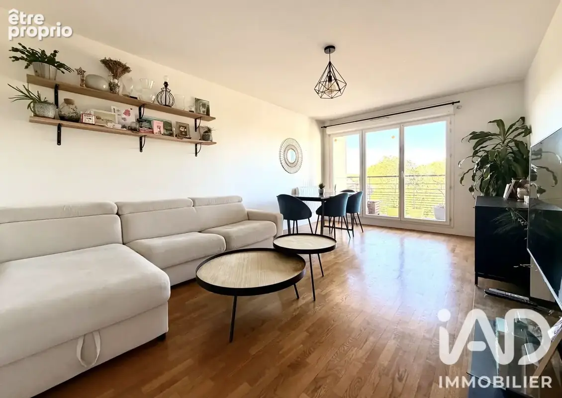 Photo 1 - Appartement à LE PLESSIS-ROBINSON