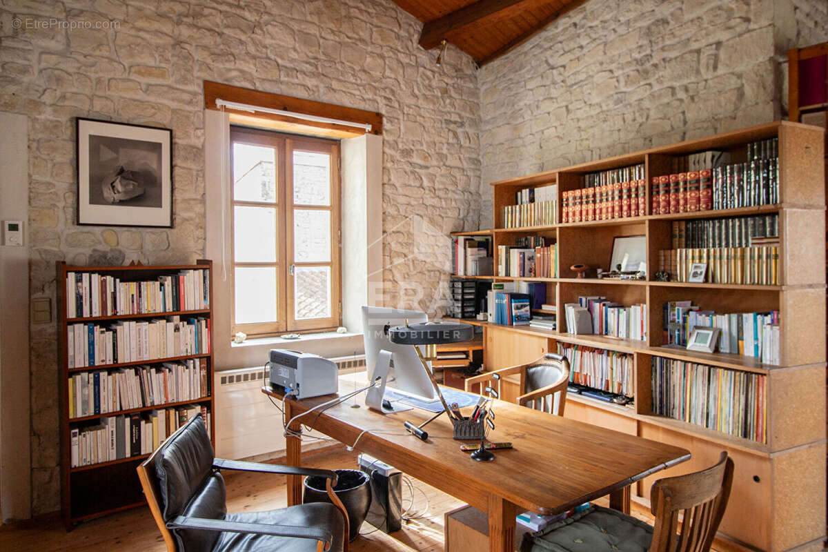 À vendre ? Maison de caractère ? 162 m² ? Esnandes - photo 10