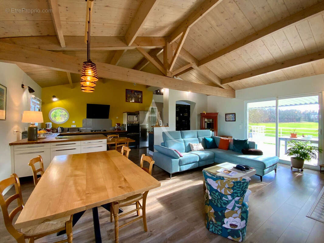 Maison à GUITINIERES