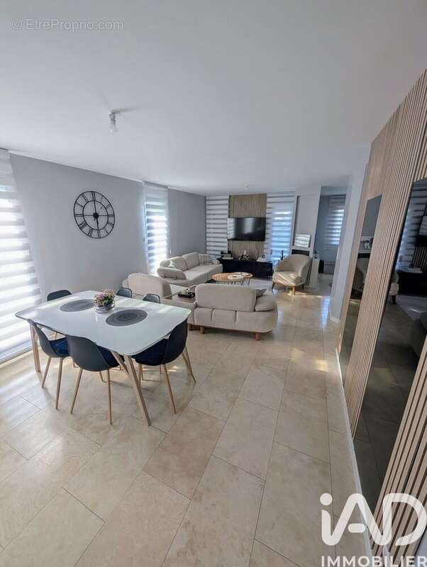 Photo 4 - Maison à SAINT-JEAN-DE-BRAYE