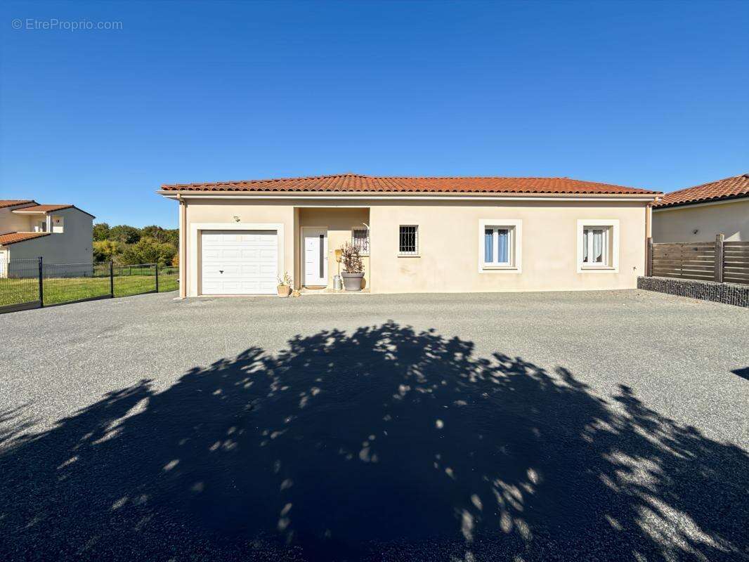 Maison à MARSAC-SUR-L'ISLE