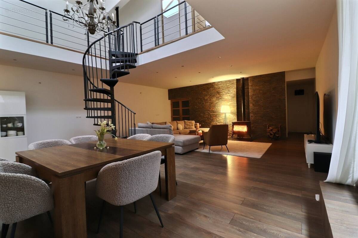 Maison à FACHES-THUMESNIL