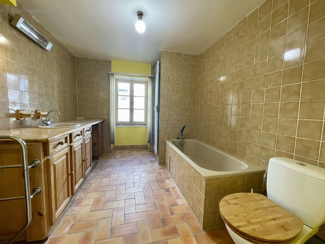 Maison à CRAZANNES