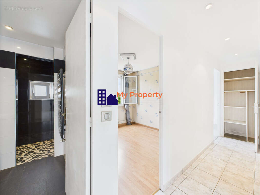 Appartement à HOUILLES