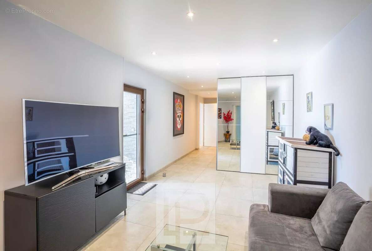 Maison à MOUGINS