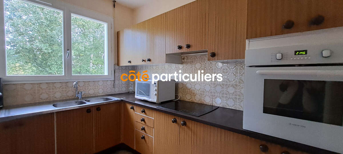 Maison familiale avec potentiel locatif . Quartier des Halles de CHOLET - photo 7