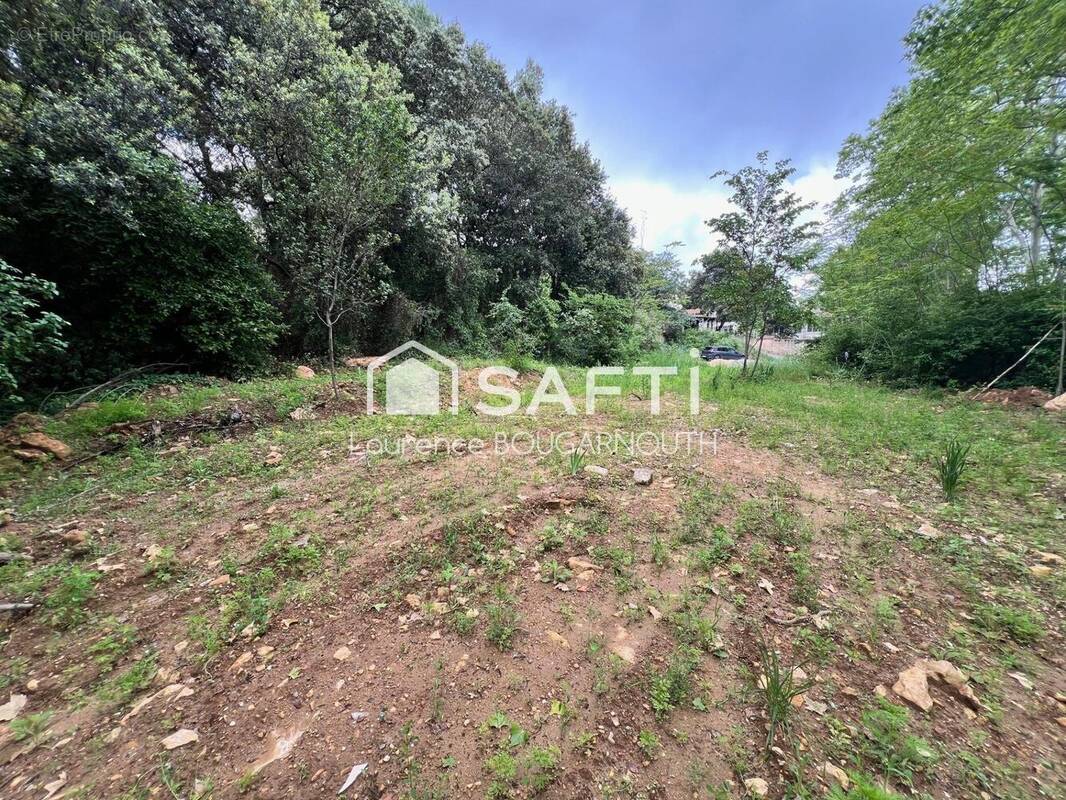 Photo 1 - Terrain à BAGNOLS-SUR-CEZE