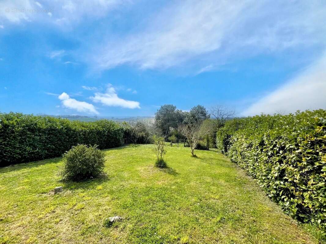 Appartement à XAINTRAILLES