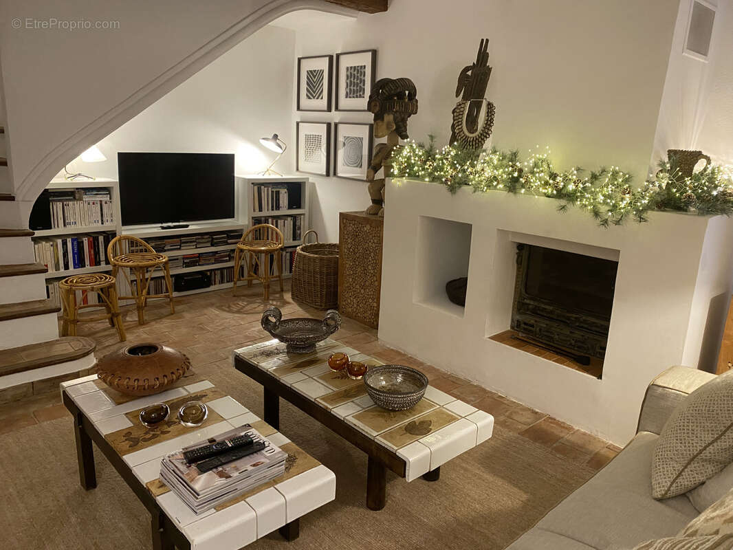 Maison à LA GARDE-FREINET