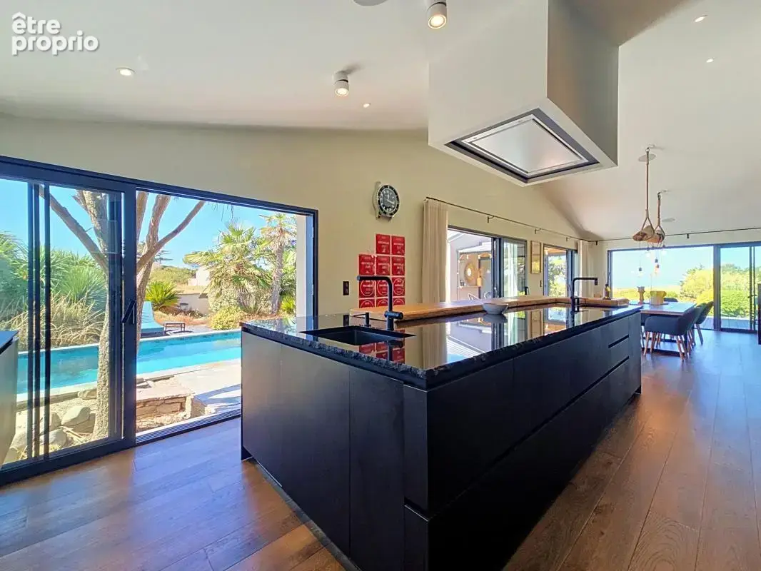 Maison 8 pièces 328 m² à vendre à L'houmeau (17137) - photo 11