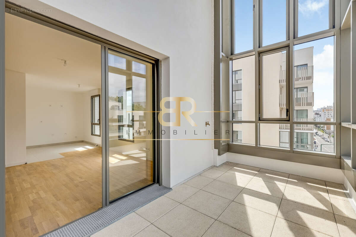 Appartement à COLOMBES