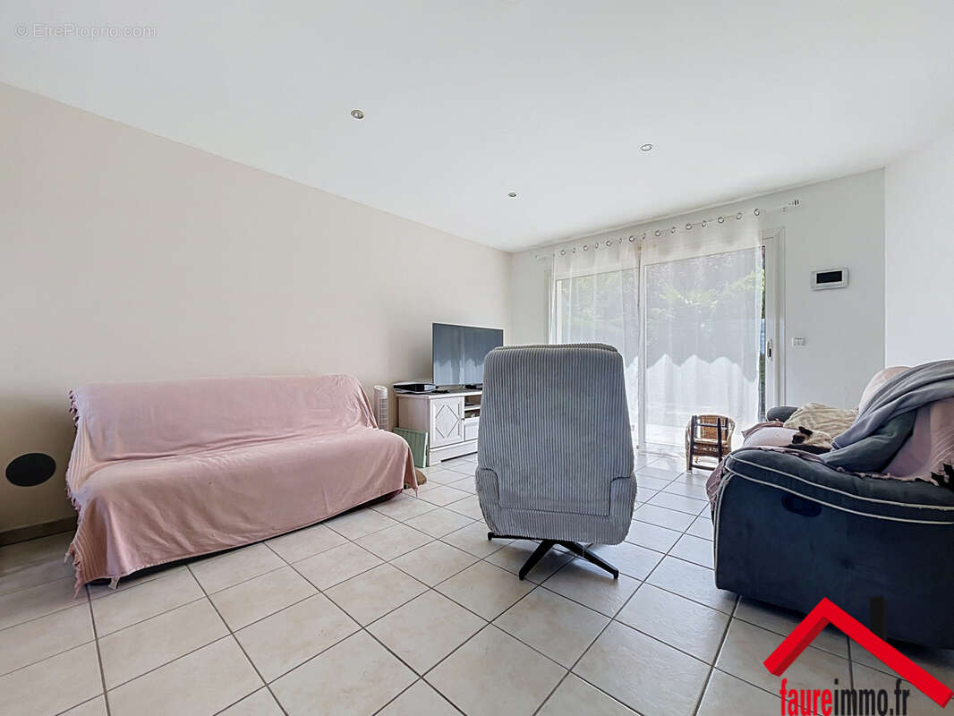 Maison a lissac-sur-couze en correze - photo 8