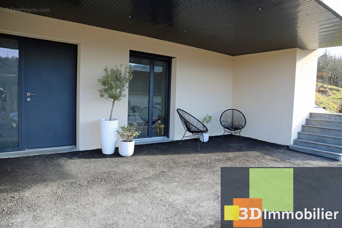 Maison à LONS-LE-SAUNIER