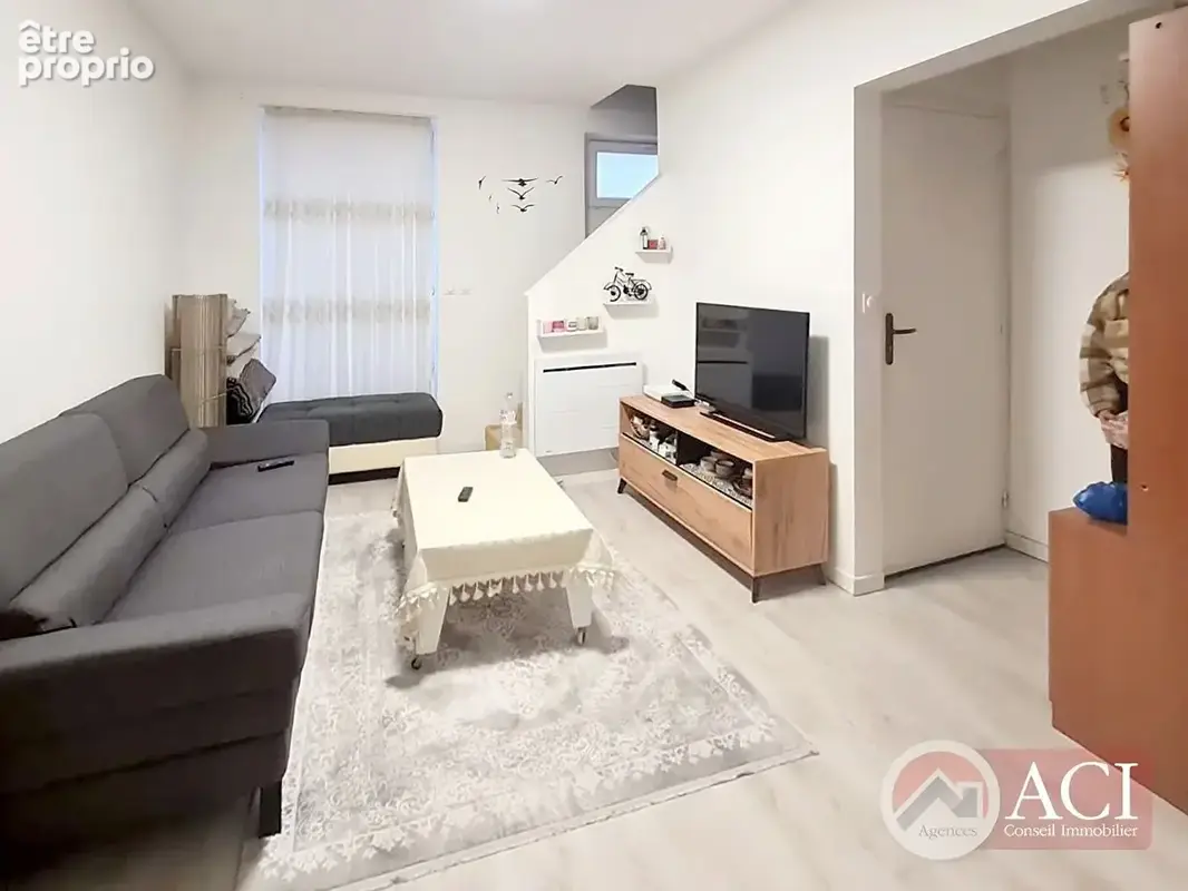 Montmagny -  maison de rapport 7 appartements - photo 9