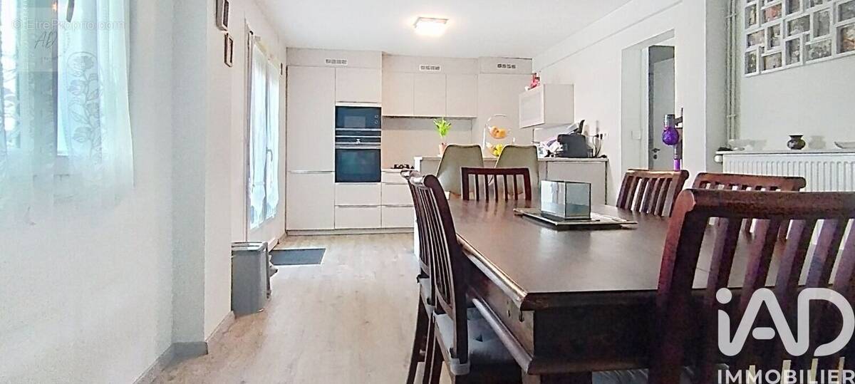 Photo 1 - Maison à VILLEJUIF