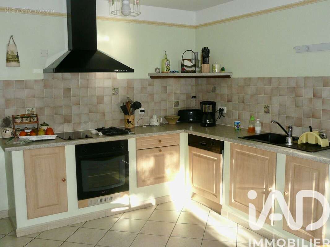 Maison 115 m² à Laroque-De-Fa  - photo 4