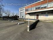 Commerce à MAINVILLIERS