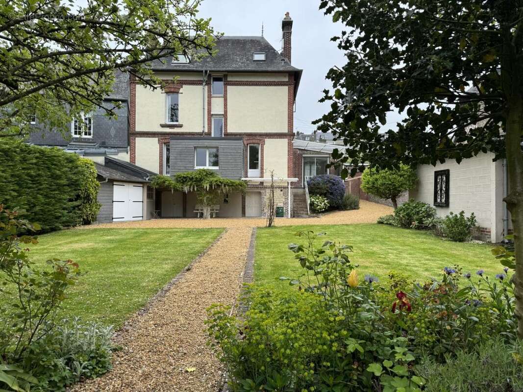 Maison à LISIEUX