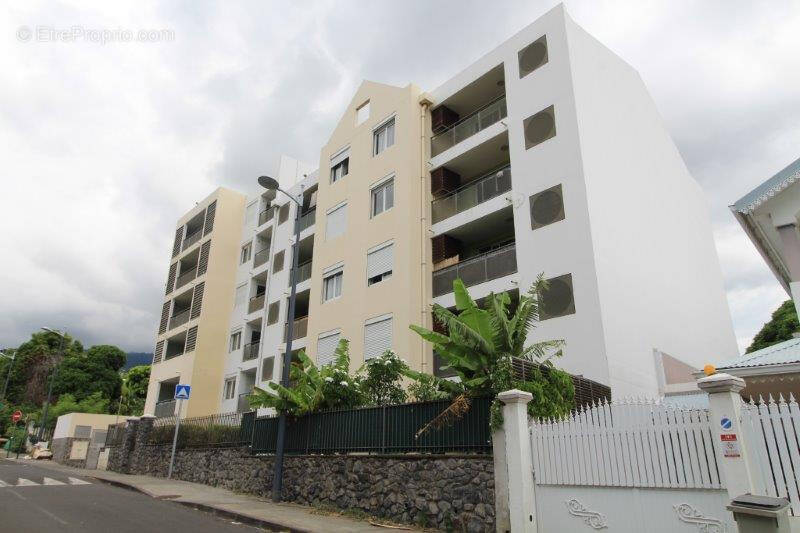 Appartement à SAINT-DENIS