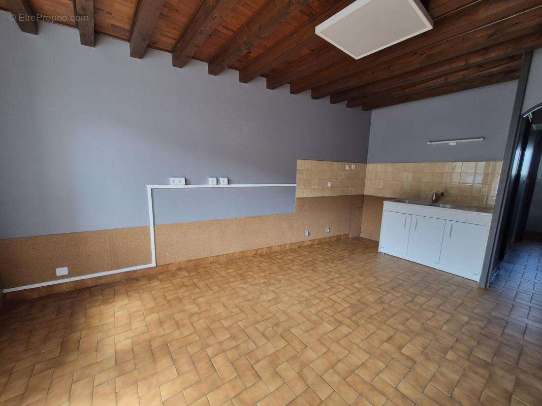 Maison 84 m² à Chatillon-Sur-Chalaronne  - photo 2