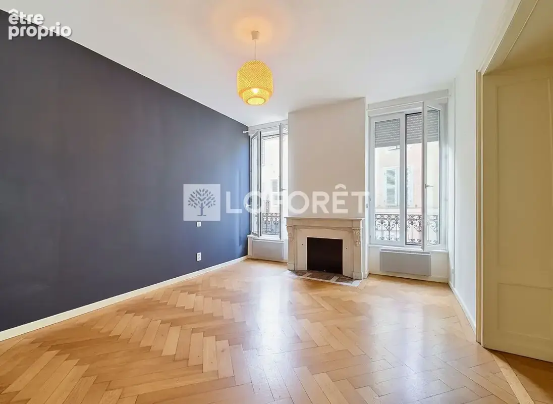 Immeuble de rapport Gray - photo 1