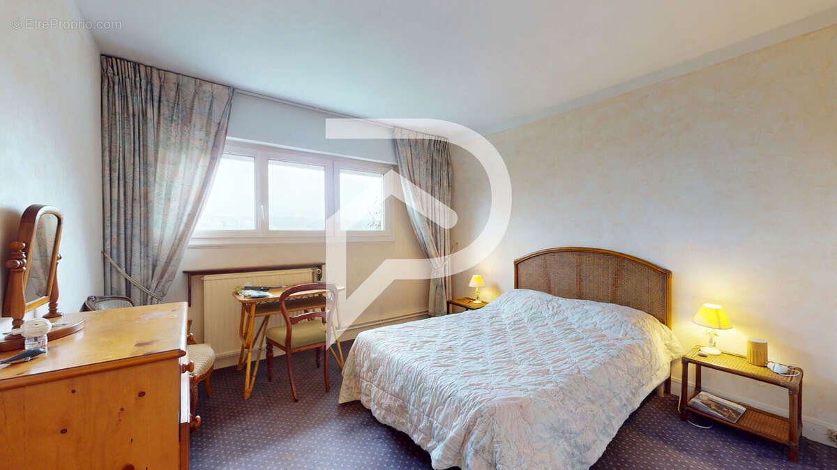 Maison à MARLY-LE-ROI