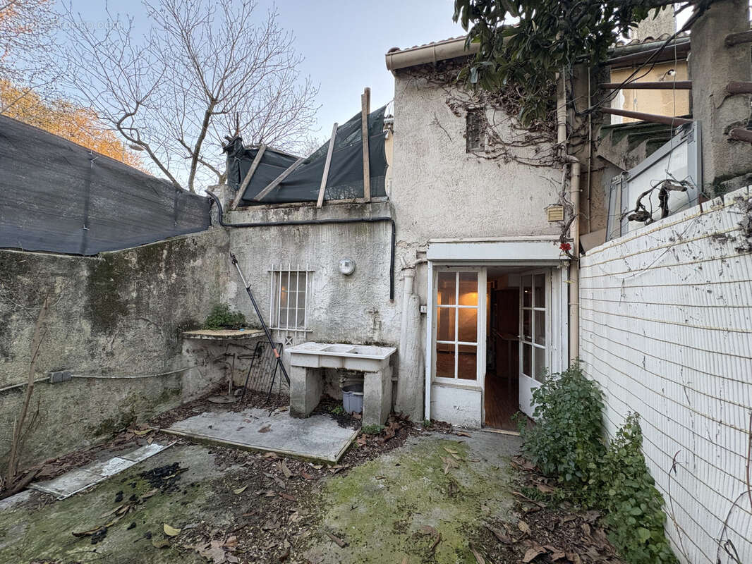 Commerce à MARSEILLE-13E