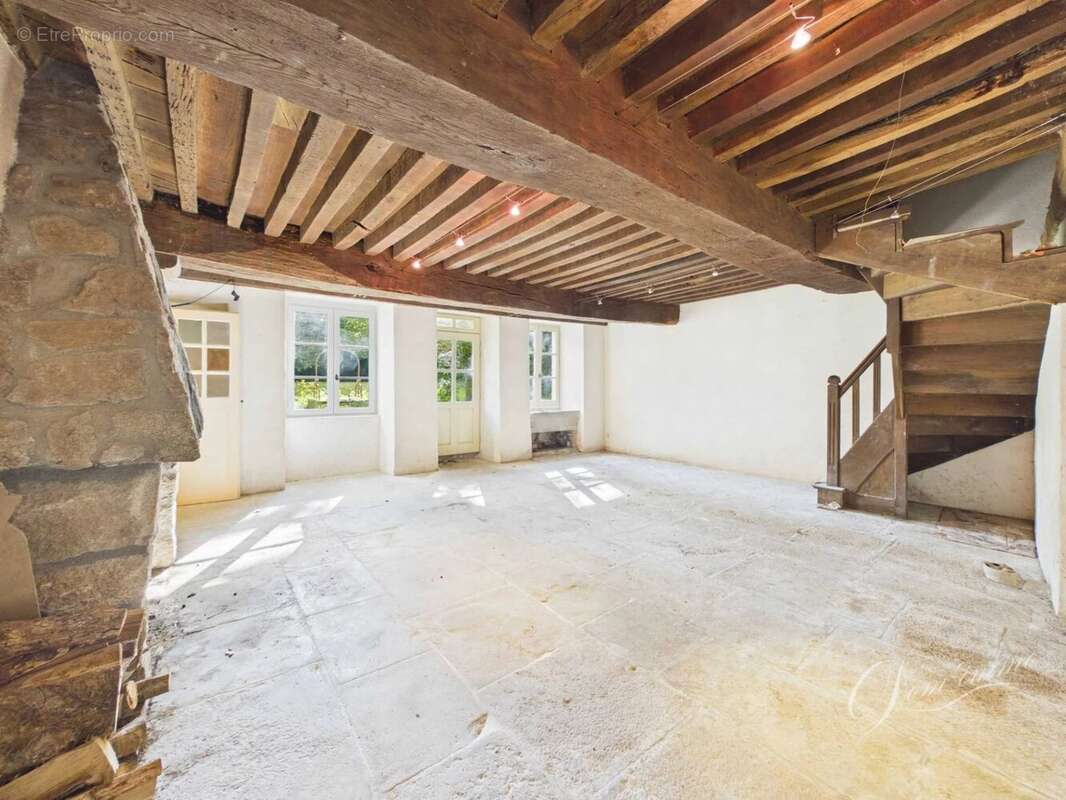 Maison à SAULIEU
