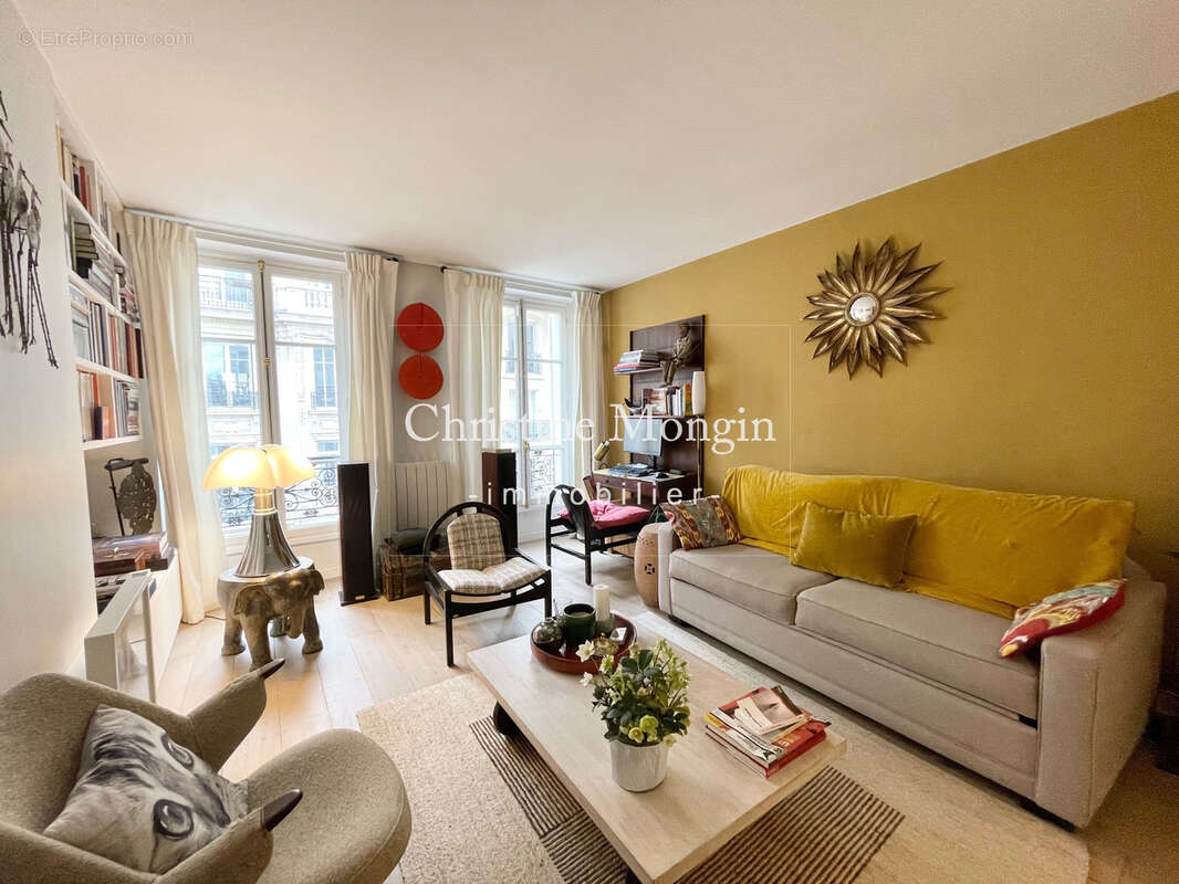 Appartement à NEUILLY-SUR-SEINE