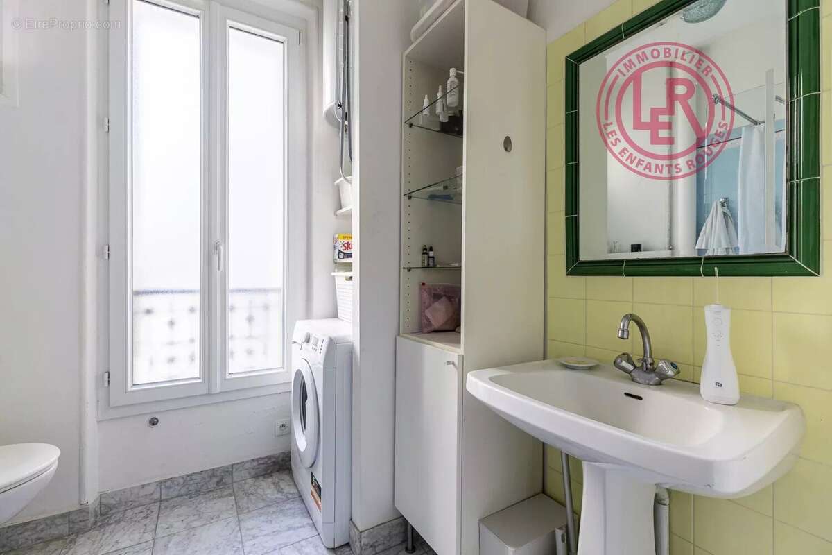 Appartement à PARIS-11E