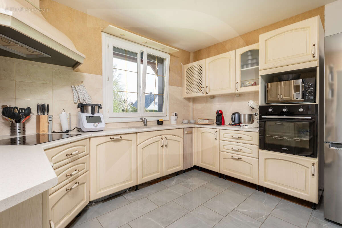 Maison à CAUVILLE-SUR-MER