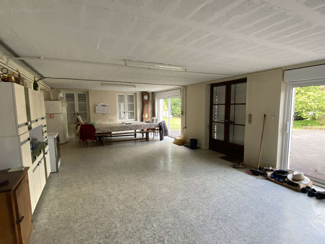 Proche pompadour grande maison avec dependances - photo 23