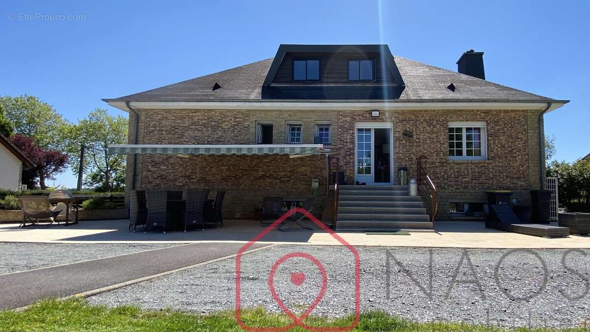 Maison à PRIX-LES-MEZIERES