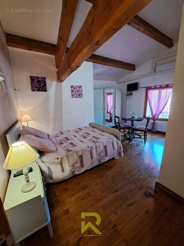 Maison à CRUZY