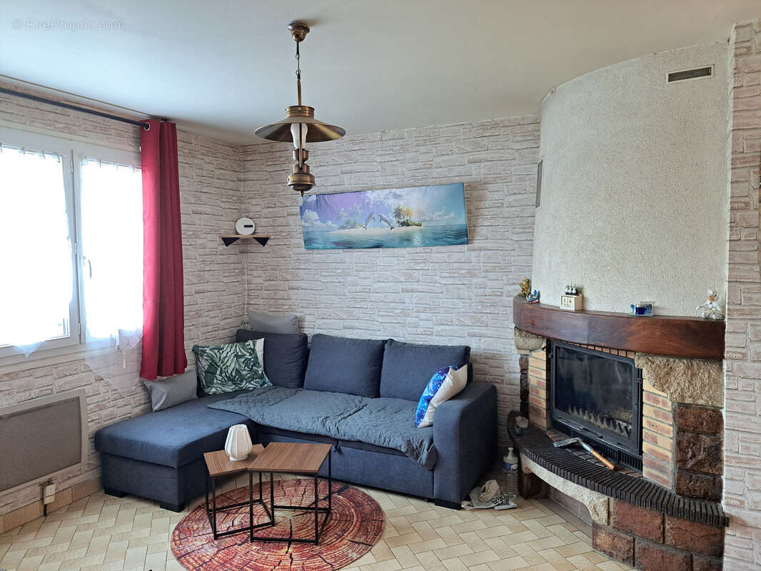 Maison à BESSE-SUR-BRAYE