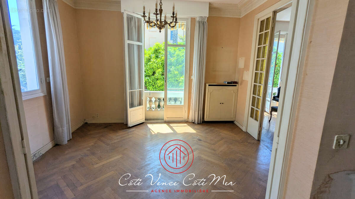 Villa Belle Époque 170 m2 - terrain 600m2 - garage - Parc Chambrun NICE - photo 15