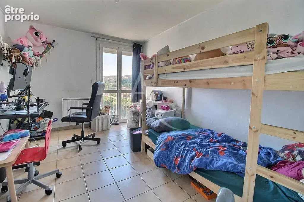 Gignac centre - appartement 3 pieces - 2 chambres - balcon et loggia  -  cave - photo 8
