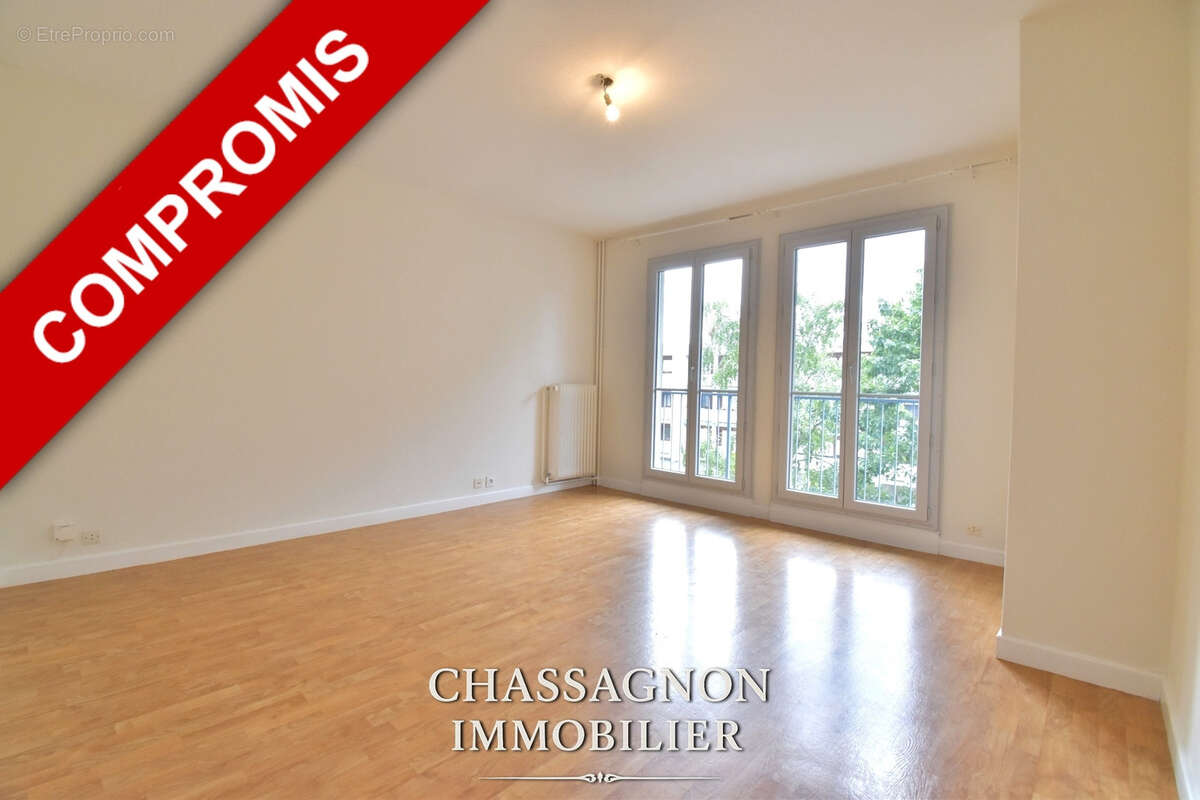 Appartement à MOULINS