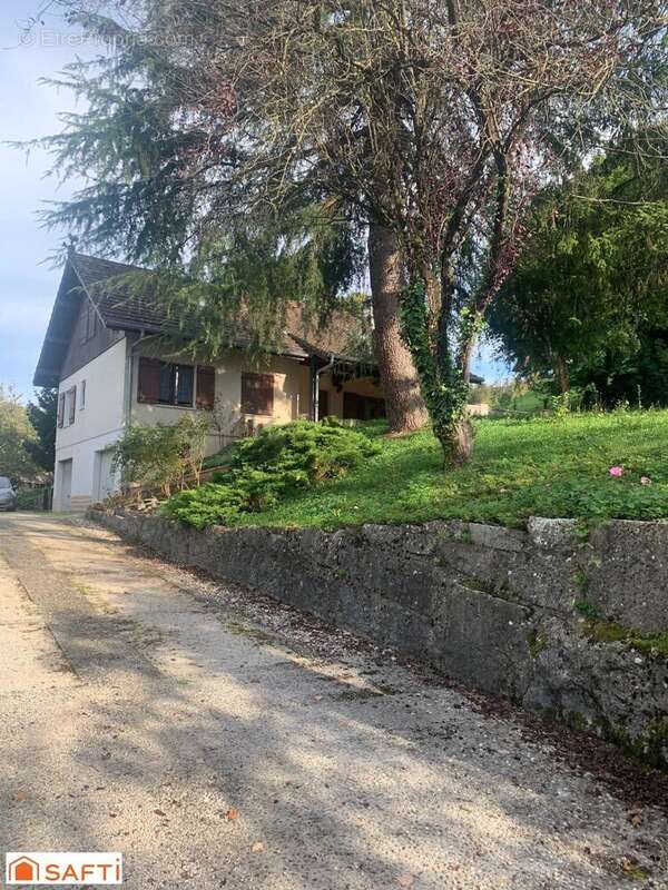 Photo 3 - Maison à SAINT-GENIX-SUR-GUIERS