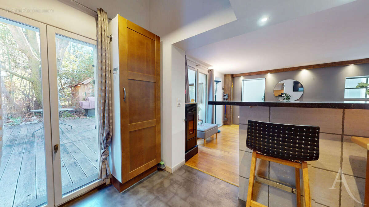 Maison à LA TRONCHE